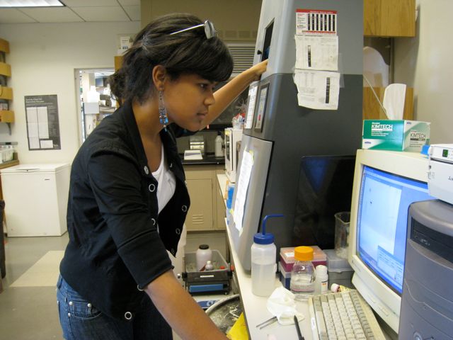 Abby Agosto in lab