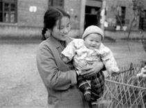 can xue with baby son