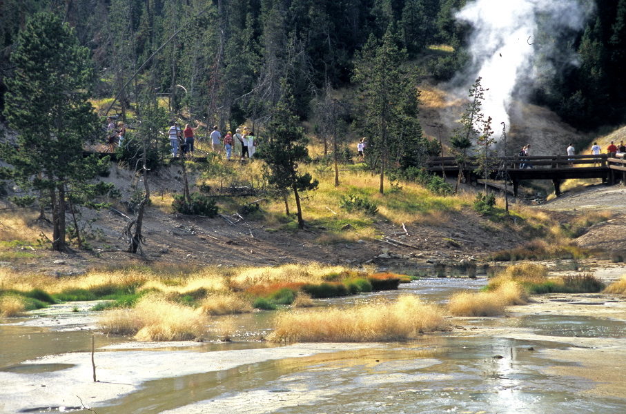 mud_volcano_170