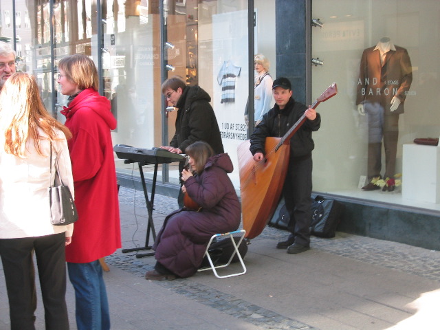 Russian street performers on the Stroget