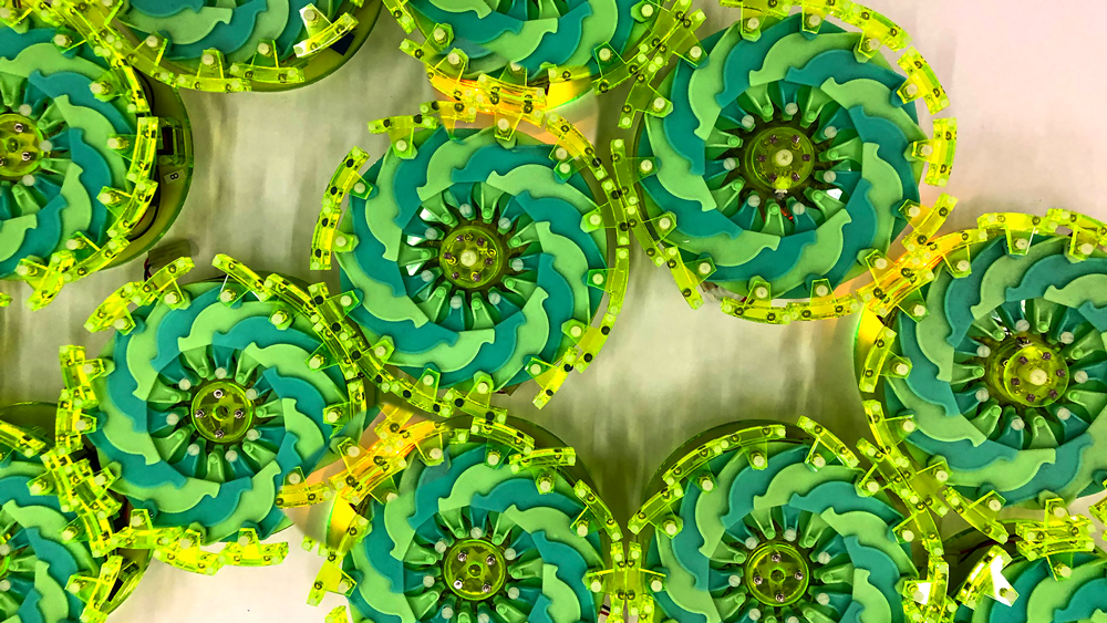 Robots made up of a clusters of disc-shaped cells