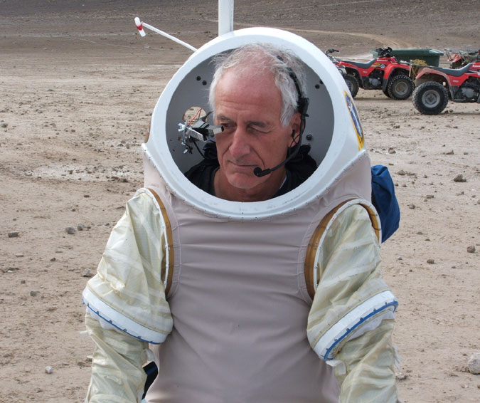 MIT professor and former astronaut Jeff Hoffman/Jessica Marquez