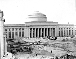 Building the Dome. Courtesy: MIT Musuem