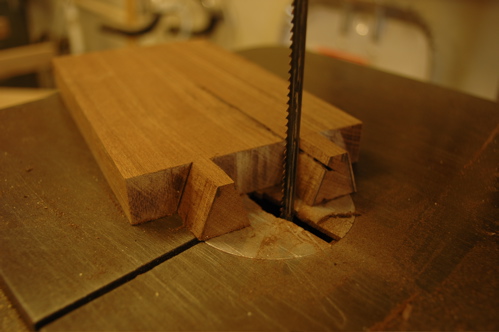 Dovetailing hardwood on bandsaw
