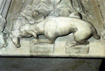 st-denis-tombs-dog