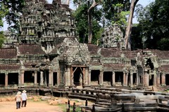 Cambodia1513_TaPhrom_Entrance