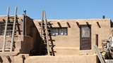 Acoma088_OnTheVillage