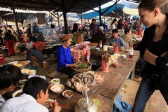 Vietnam0840_BacHa_FoodMarket
