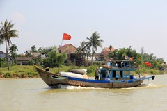 Vietnam3836_HoiAn_RiverFront
