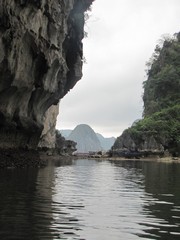 Vietnam4527_HaLong_Kayak