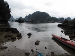 Vietnam4553_HaLong_Kayak