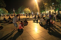 Vietnam5672_HaNoi_EveningOldTown