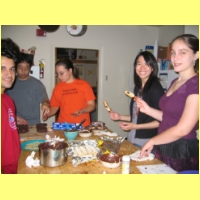 1WRush06_04_RushCooking_with_Anand_Kevin_Sarah_Rose_Natalie.JPG