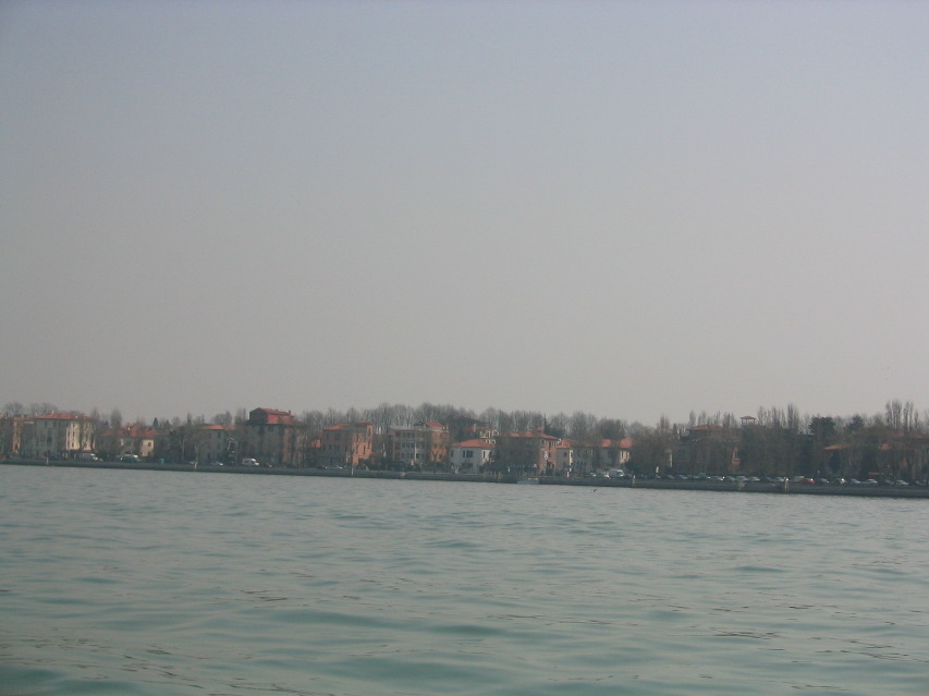 Approaching Lido: Cars are Back