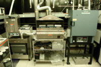 TRL hotplates (center, from left to right: 1, 2, 300)
