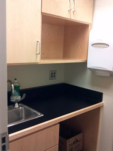 photo of E25-202 kitchen