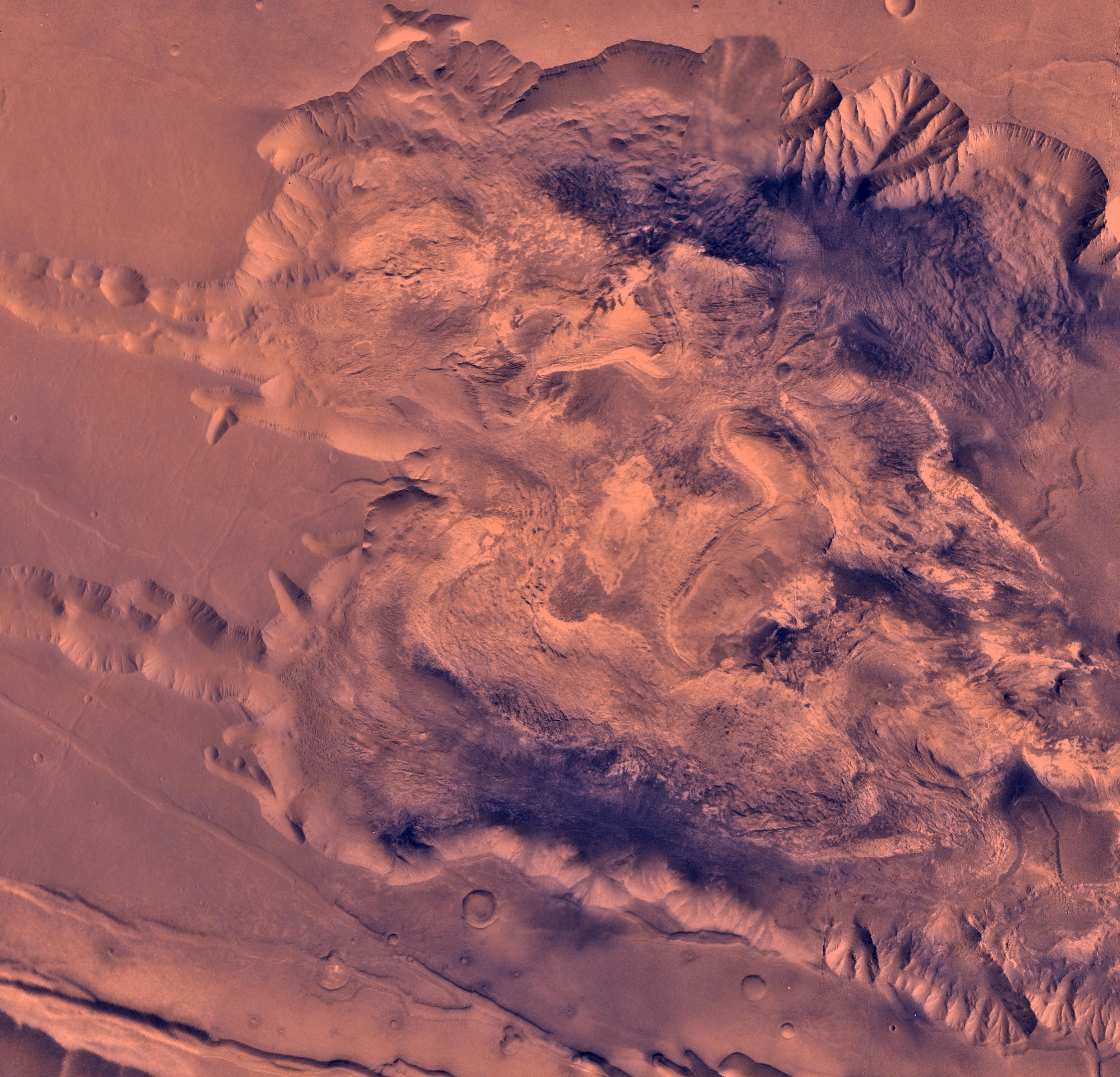 Поверхность. Марс поверхность планеты. Горы на Марсе. Поверхность Марса Олимп. На Марсе.