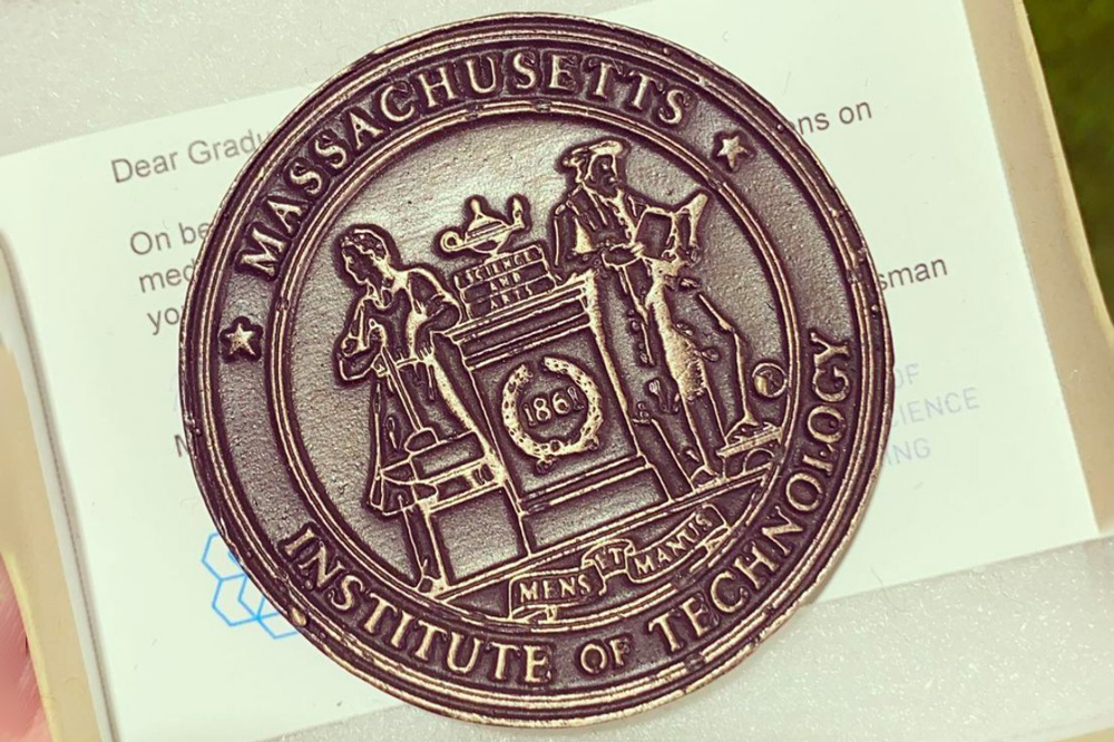  A bronze medallion cast by MIT instructors