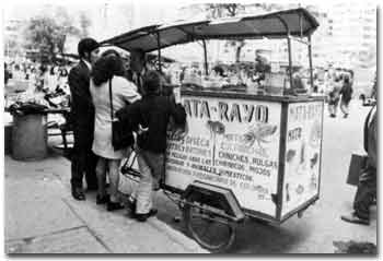 Photo of a street vendor in Colombia